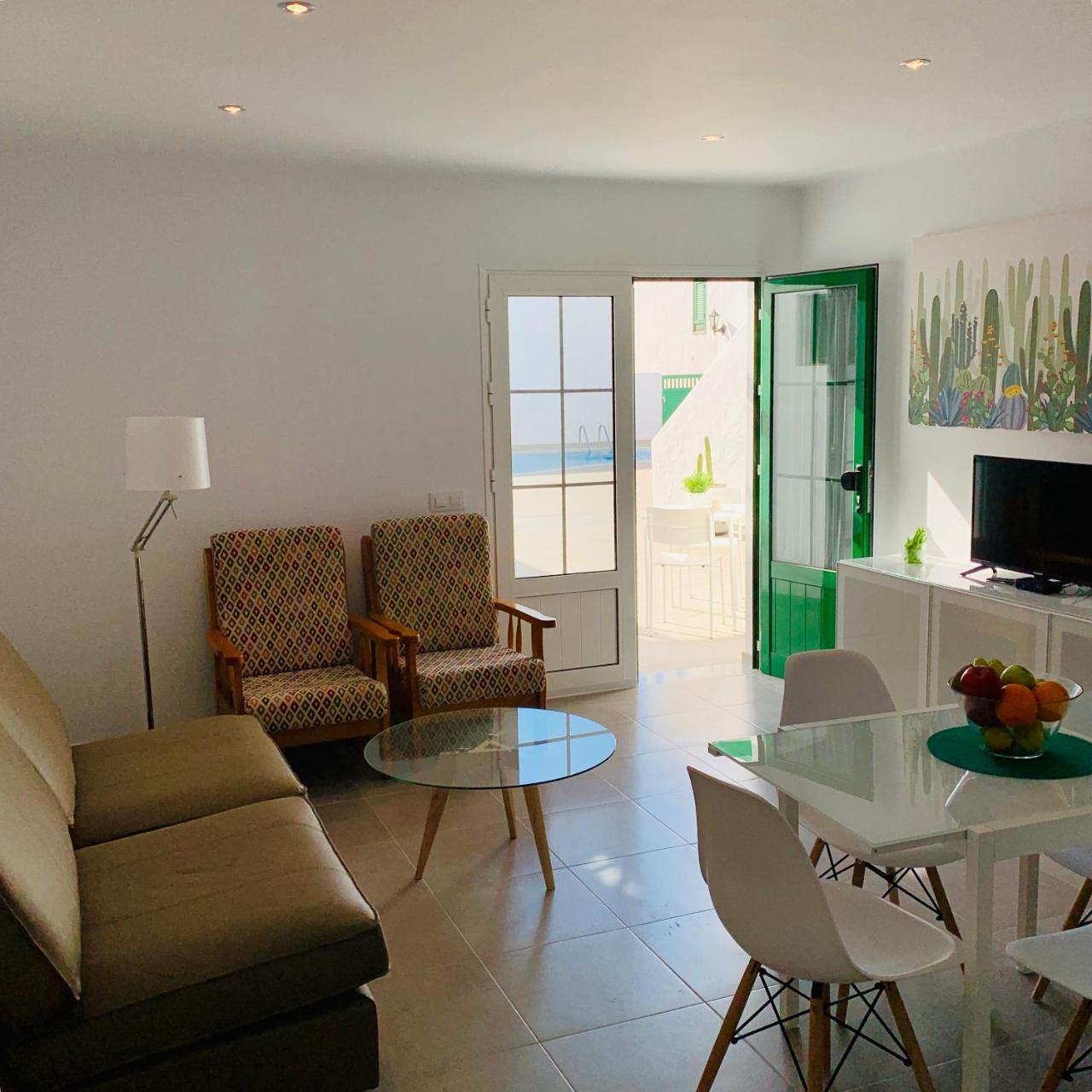 Tías Apartamentos Zalabar מראה חיצוני תמונה