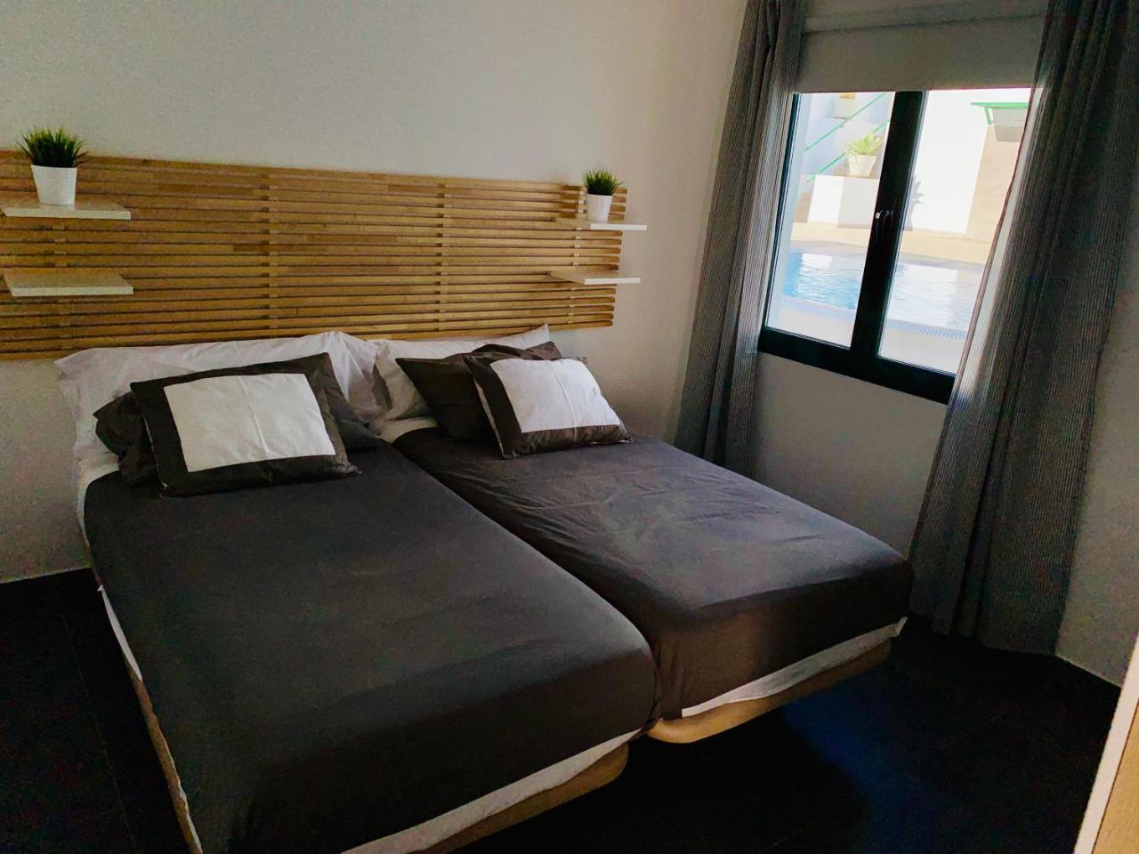 Tías Apartamentos Zalabar מראה חיצוני תמונה
