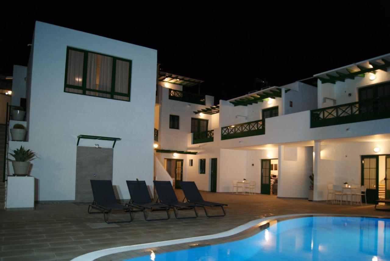 Tías Apartamentos Zalabar מראה חיצוני תמונה